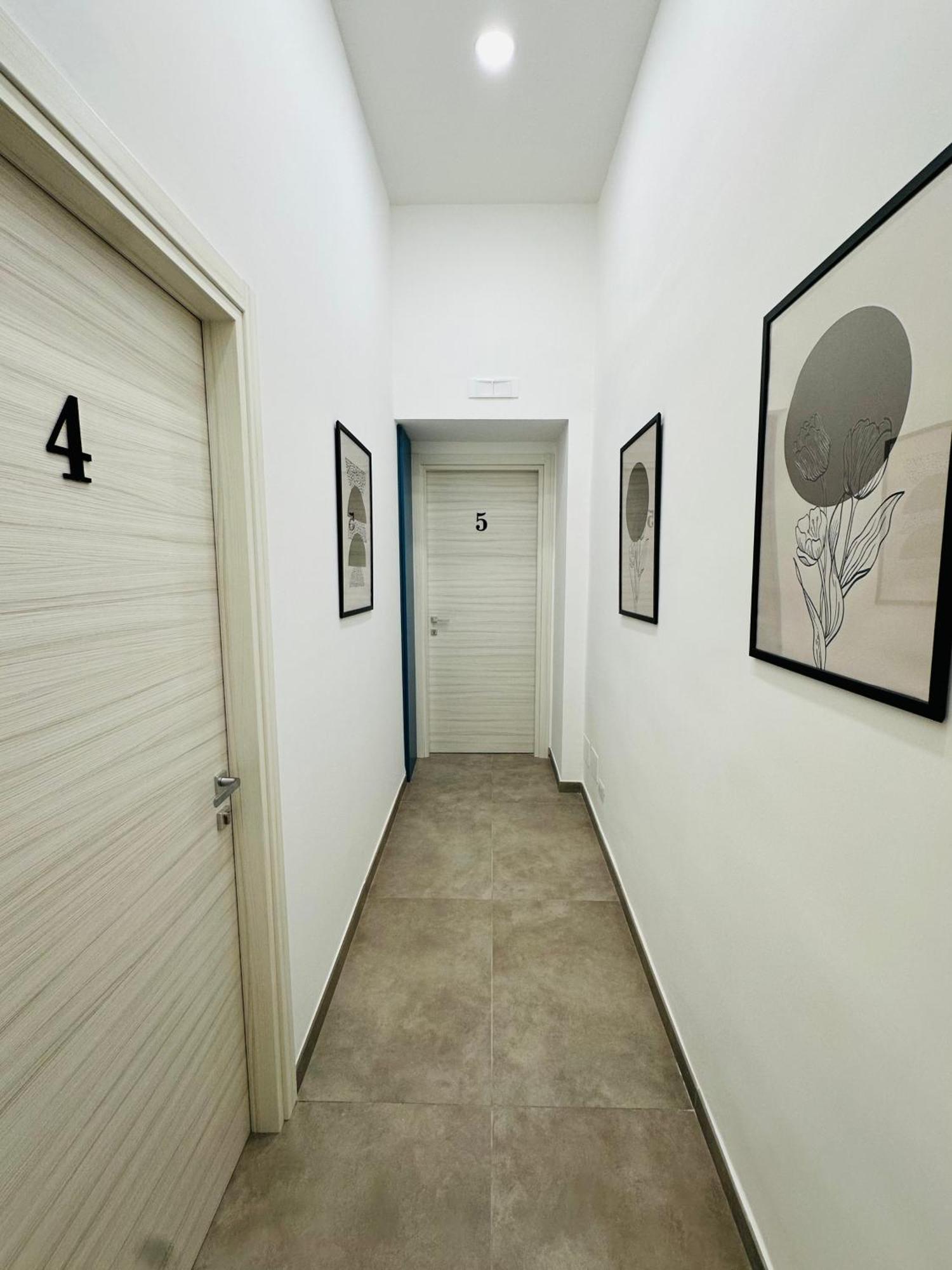 Bausan Avenue Naples
